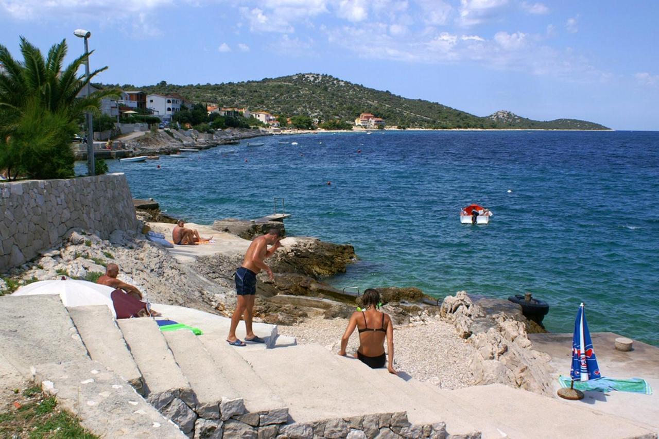 Apartments By The Sea Razanj, Rogoznica - 4253 Esterno foto